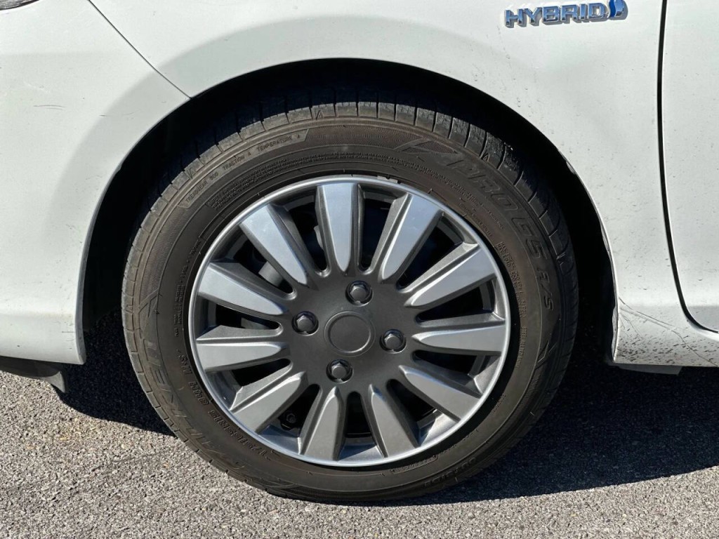 2016 Toyota Prius Image 19