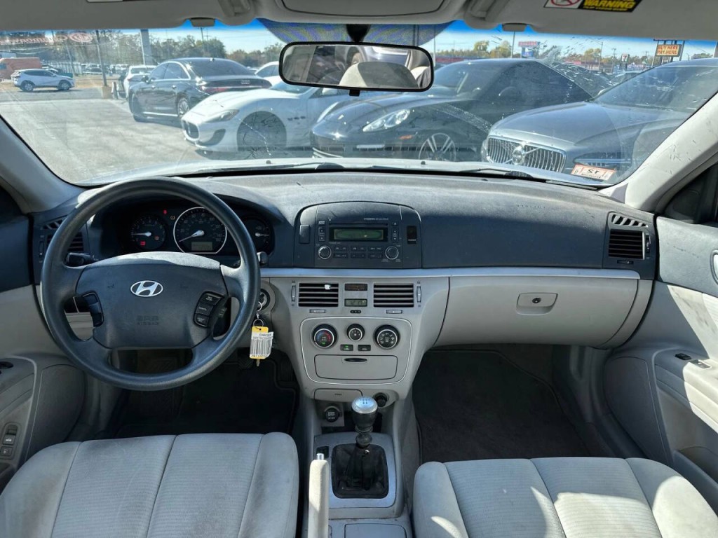 2008 Hyundai Sonata Image 12