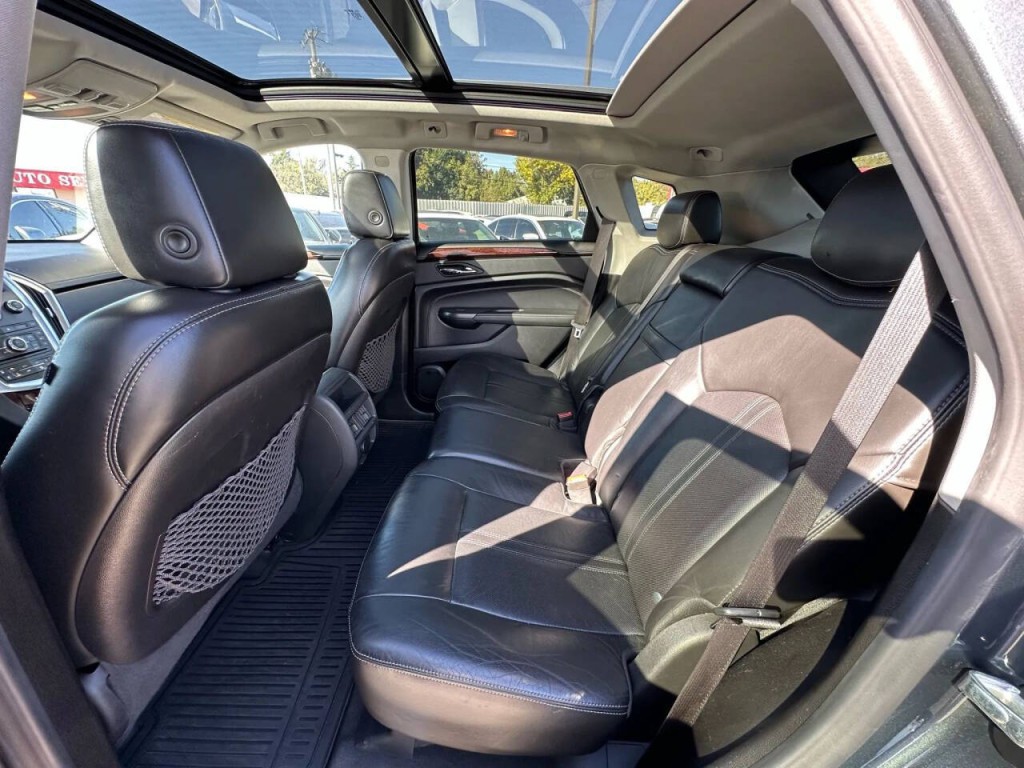 2012 Cadillac SRX Image 17