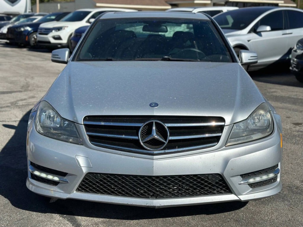 2014 Mercedes-Benz C-Class Image 3