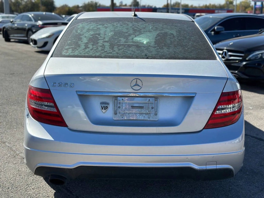 2014 Mercedes-Benz C-Class Image 7