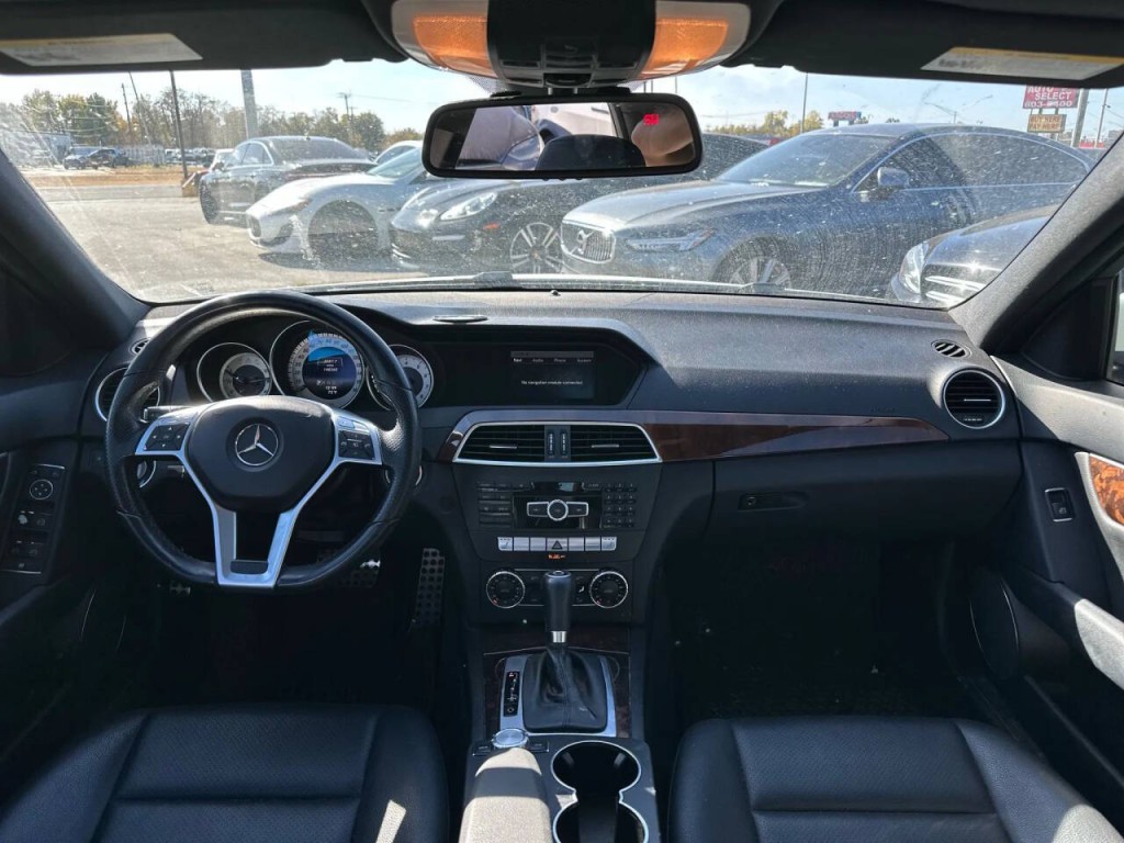 2014 Mercedes-Benz C-Class Image 12