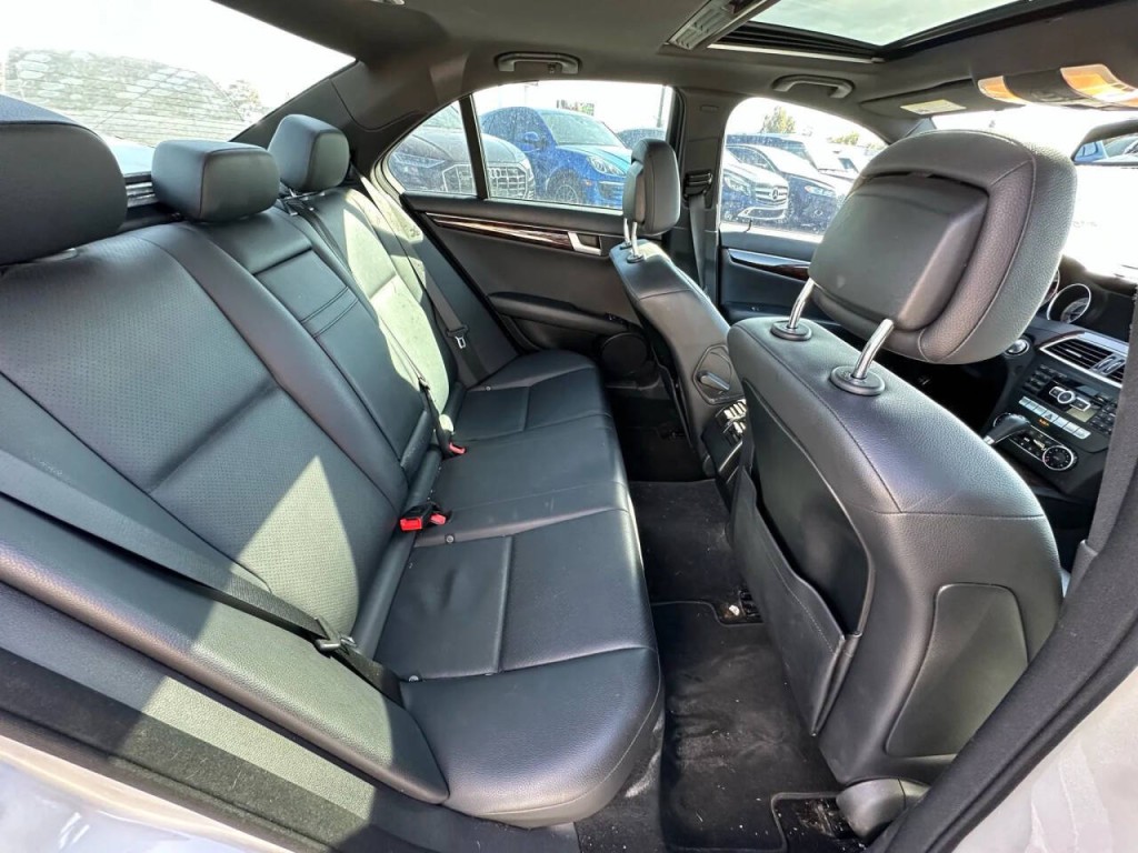 2014 Mercedes-Benz C-Class Image 14