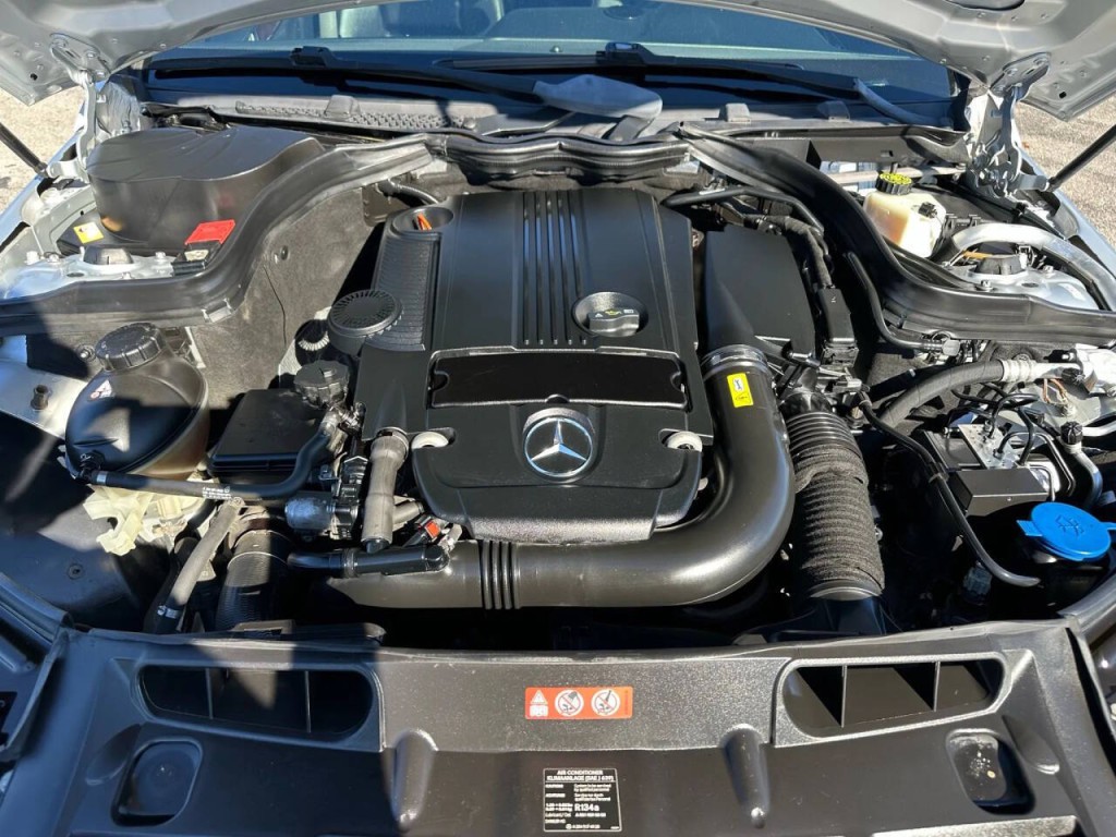 2014 Mercedes-Benz C-Class Image 19