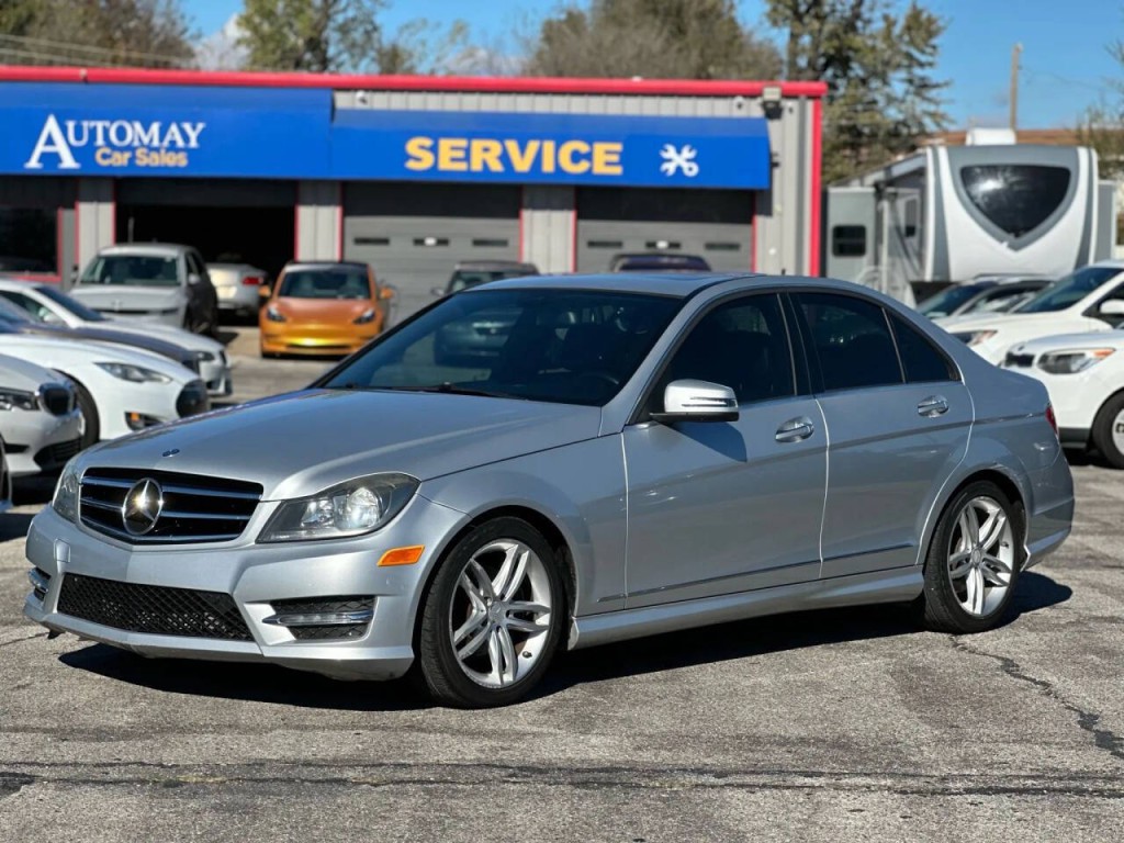 2014 Mercedes-Benz C-Class Image 1