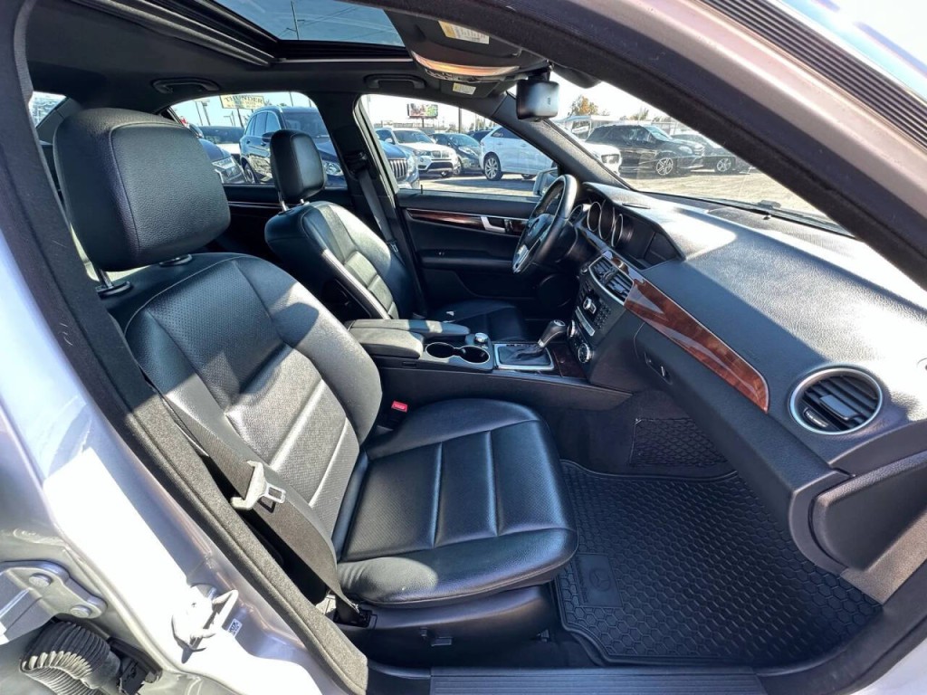 2014 Mercedes-Benz C-Class Image 13