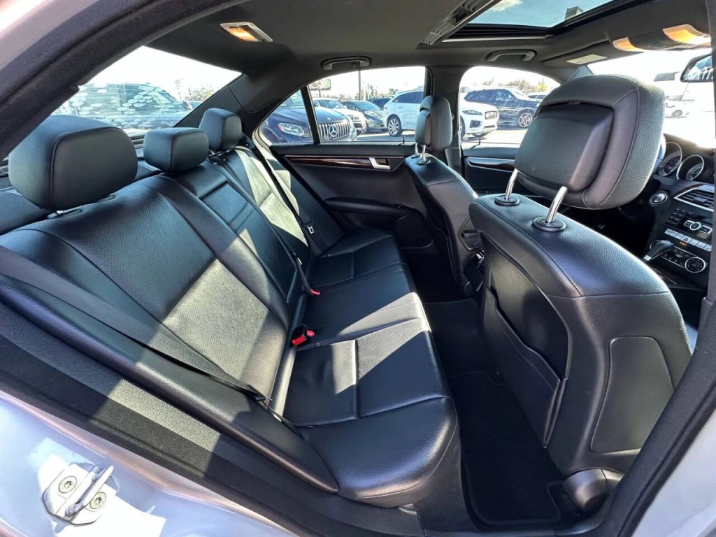 2014 Mercedes-Benz C-Class Image 14