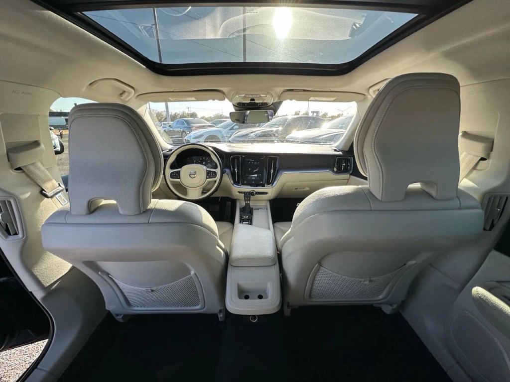 2019 Volvo S60 Image 15