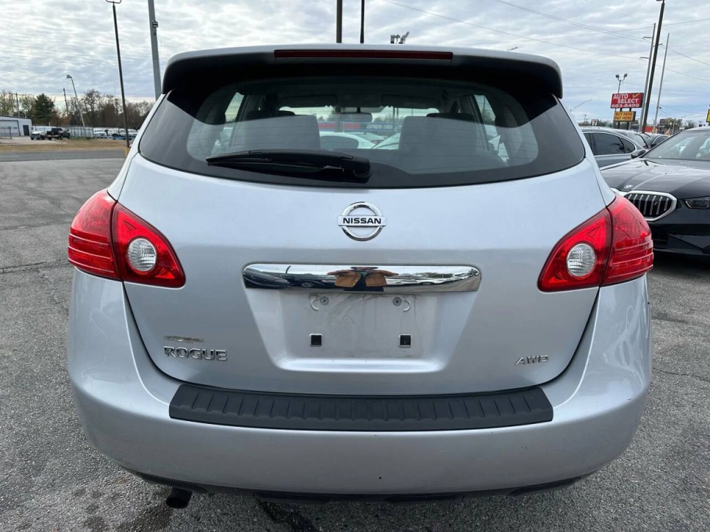 2012 Nissan Rogue Image 32