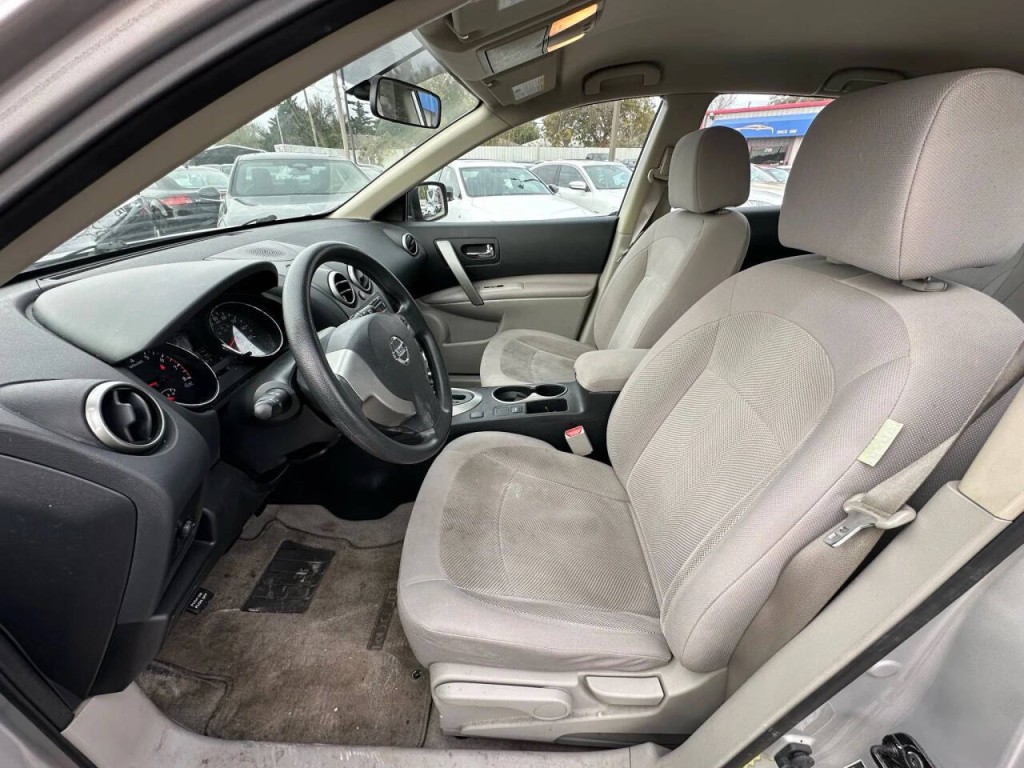 2012 Nissan Rogue Image 10