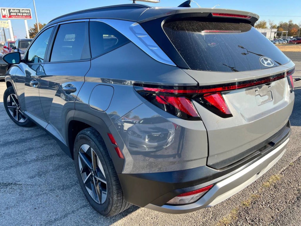2025 Hyundai Tucson Image 3