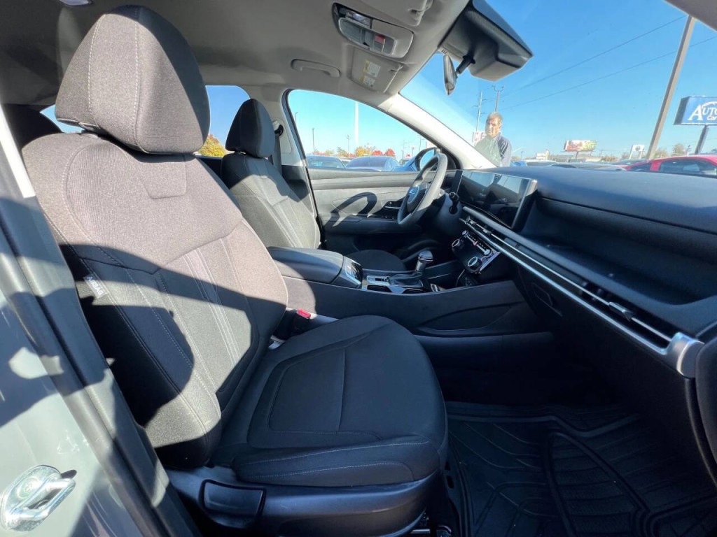 2025 Hyundai Tucson Image 16