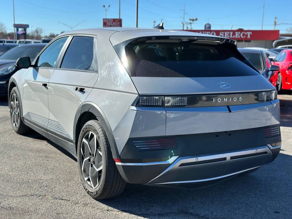 2023 Hyundai Ioniq 5 Image 8