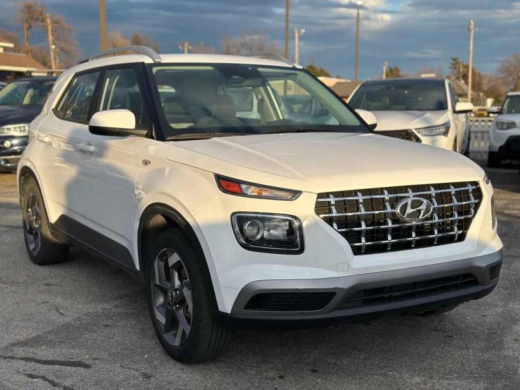 2024 Hyundai Venue Image 4