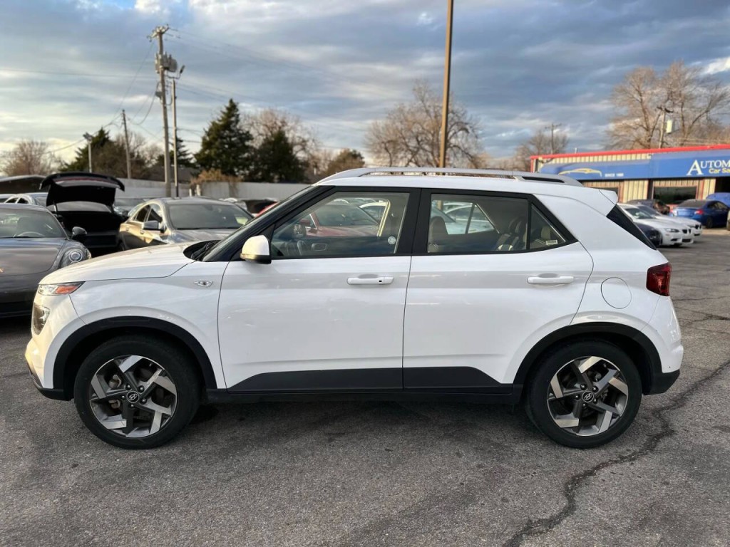 2024 Hyundai Venue Image 9