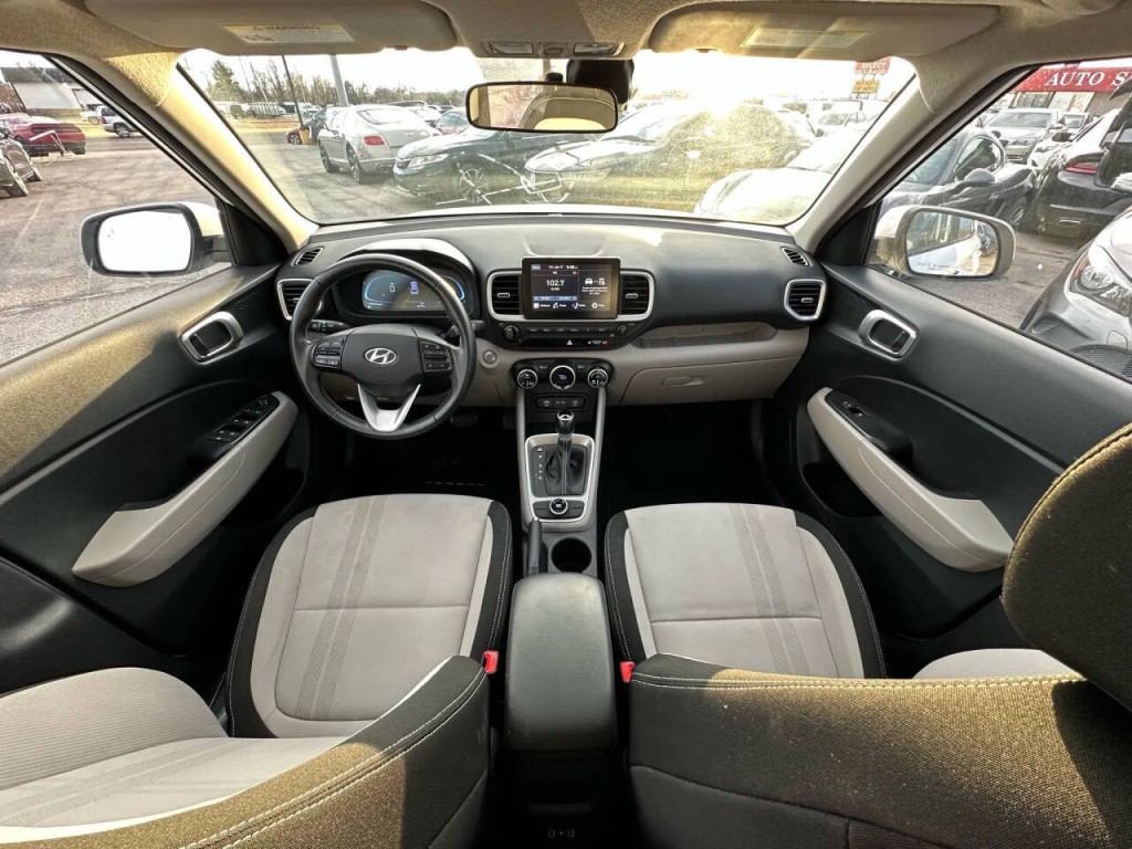 2024 Hyundai Venue Image 11