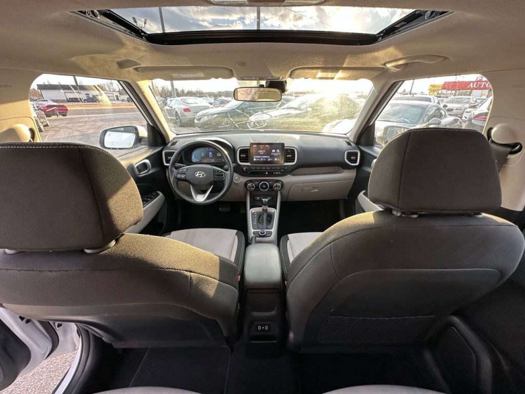 2024 Hyundai Venue Image 15