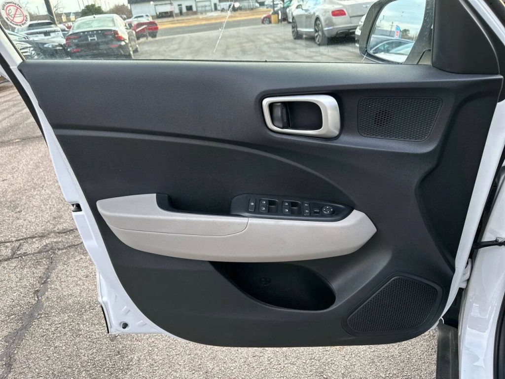 2024 Hyundai Venue Image 20