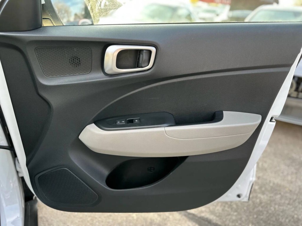 2024 Hyundai Venue Image 22