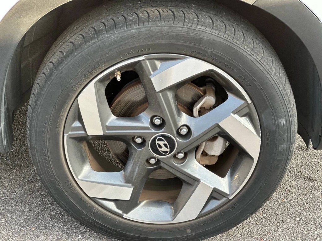 2024 Hyundai Venue Image 25