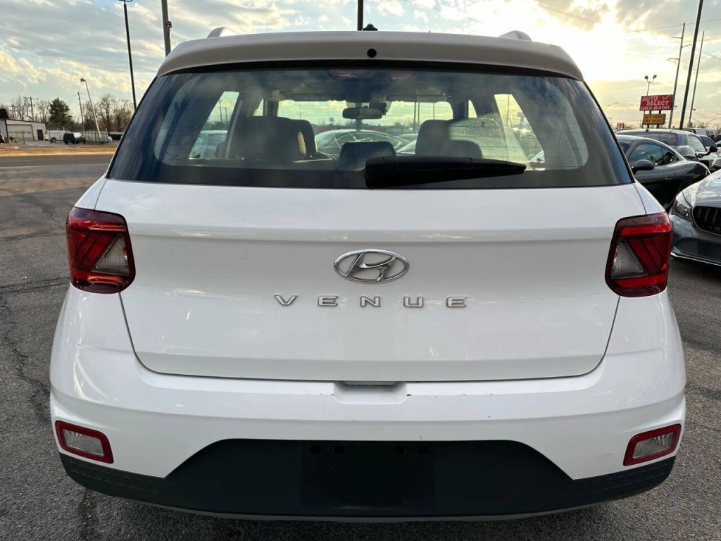 2024 Hyundai Venue Image 33