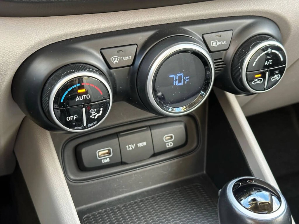 2024 Hyundai Venue Image 42