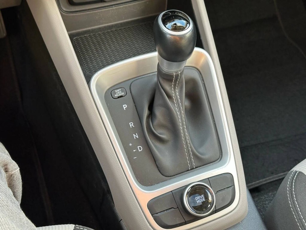 2024 Hyundai Venue Image 43