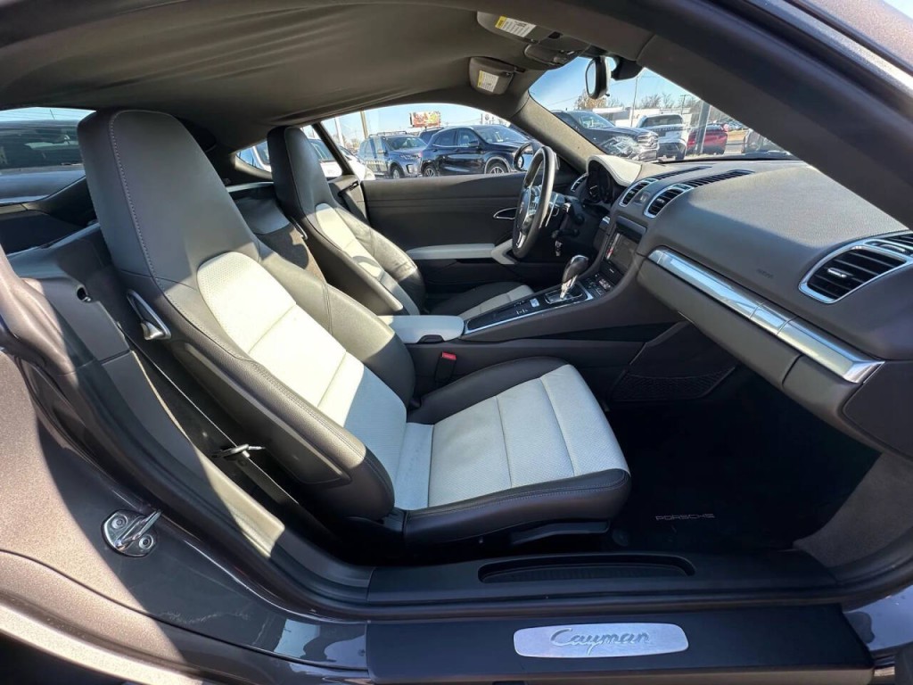2014 Porsche Cayman Image 12