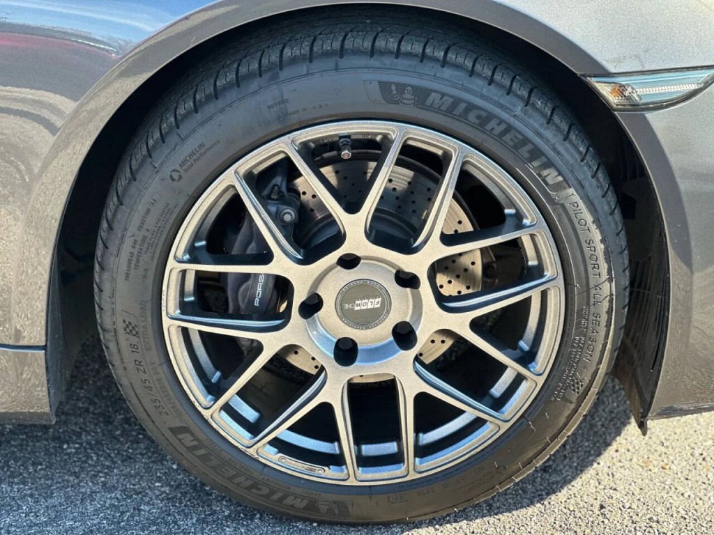 2014 Porsche Cayman Image 19