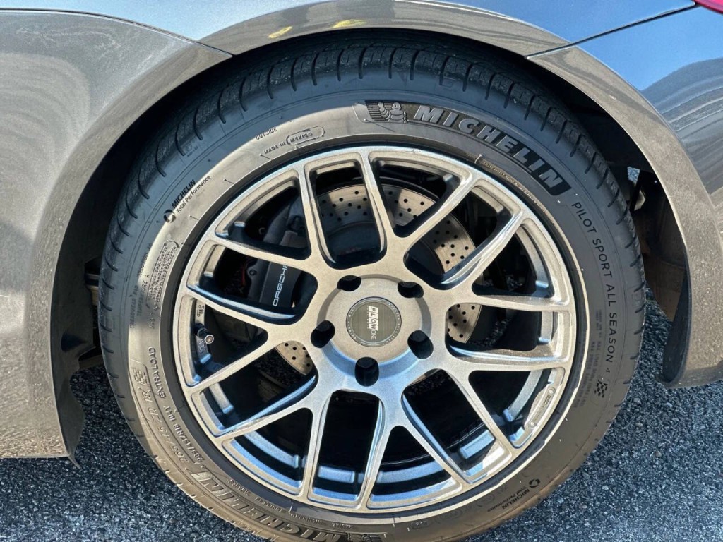 2014 Porsche Cayman Image 22