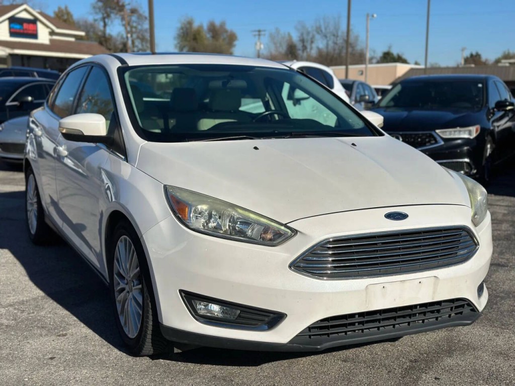 2017 Ford Focus Image 4