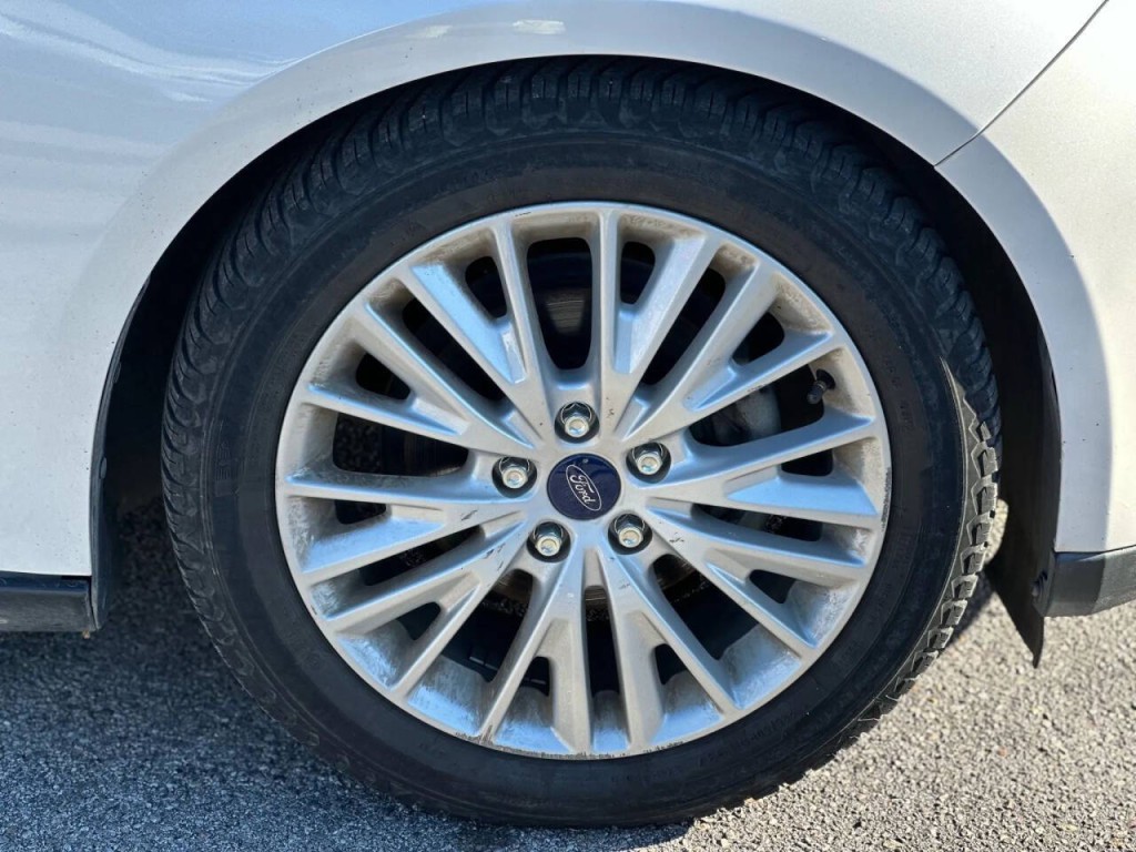 2017 Ford Focus Image 23