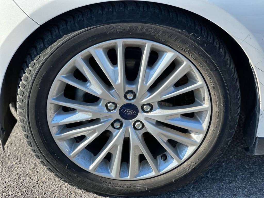 2017 Ford Focus Image 26