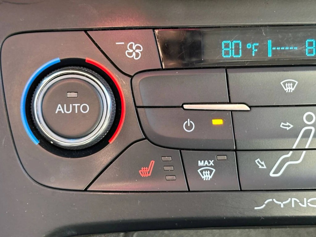 2017 Ford Focus Image 36