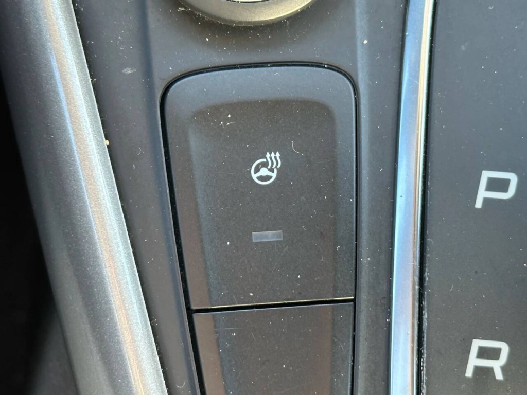 2017 Ford Focus Image 37