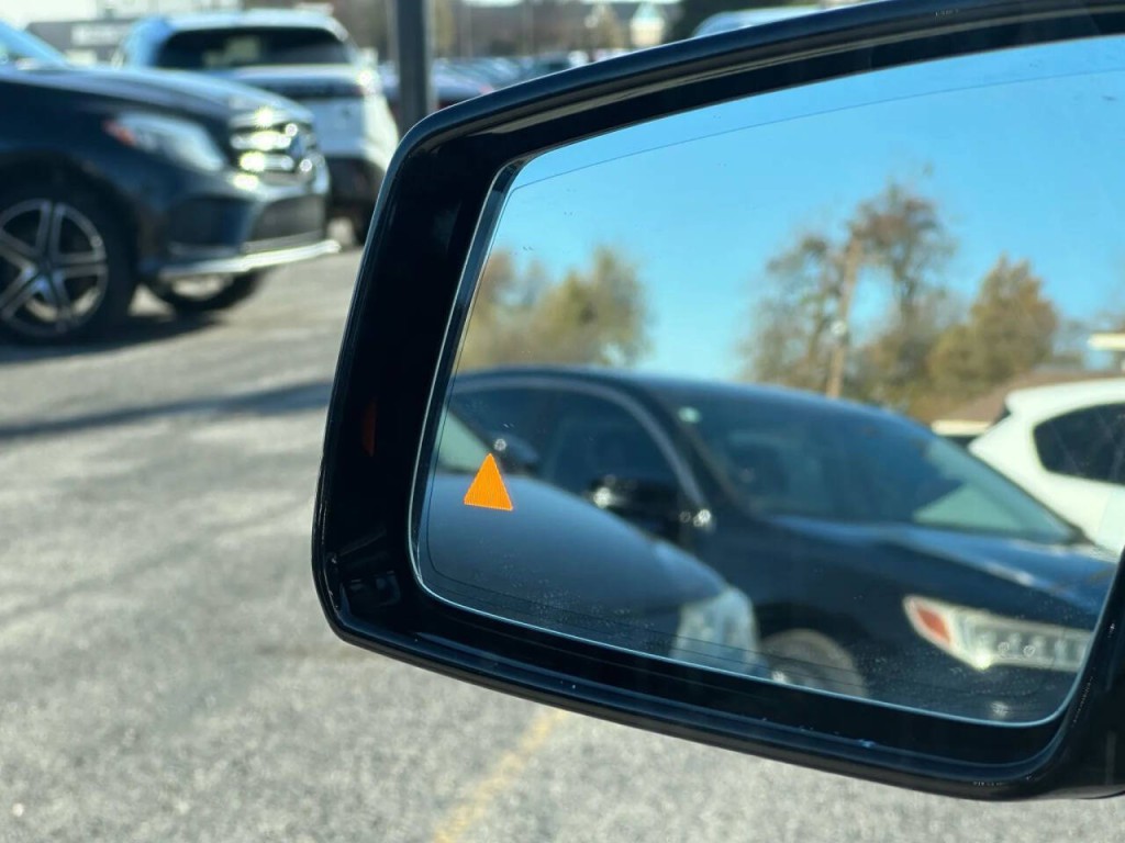 2016 Mercedes-Benz CLS-Class Image 40