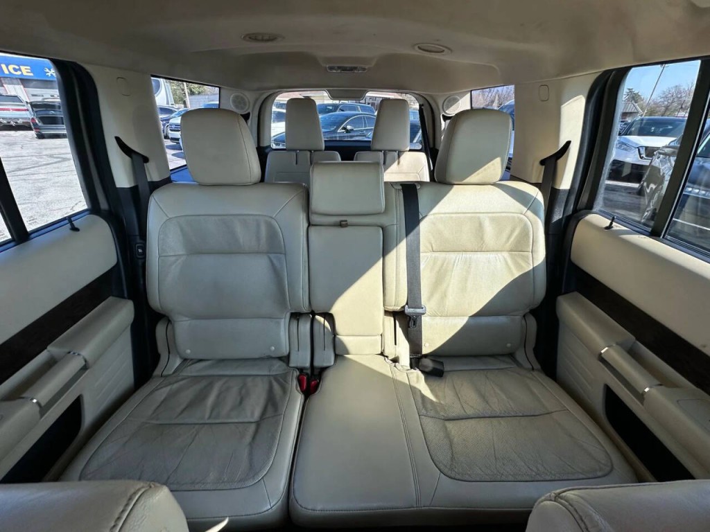 2013 Ford Flex Image 16