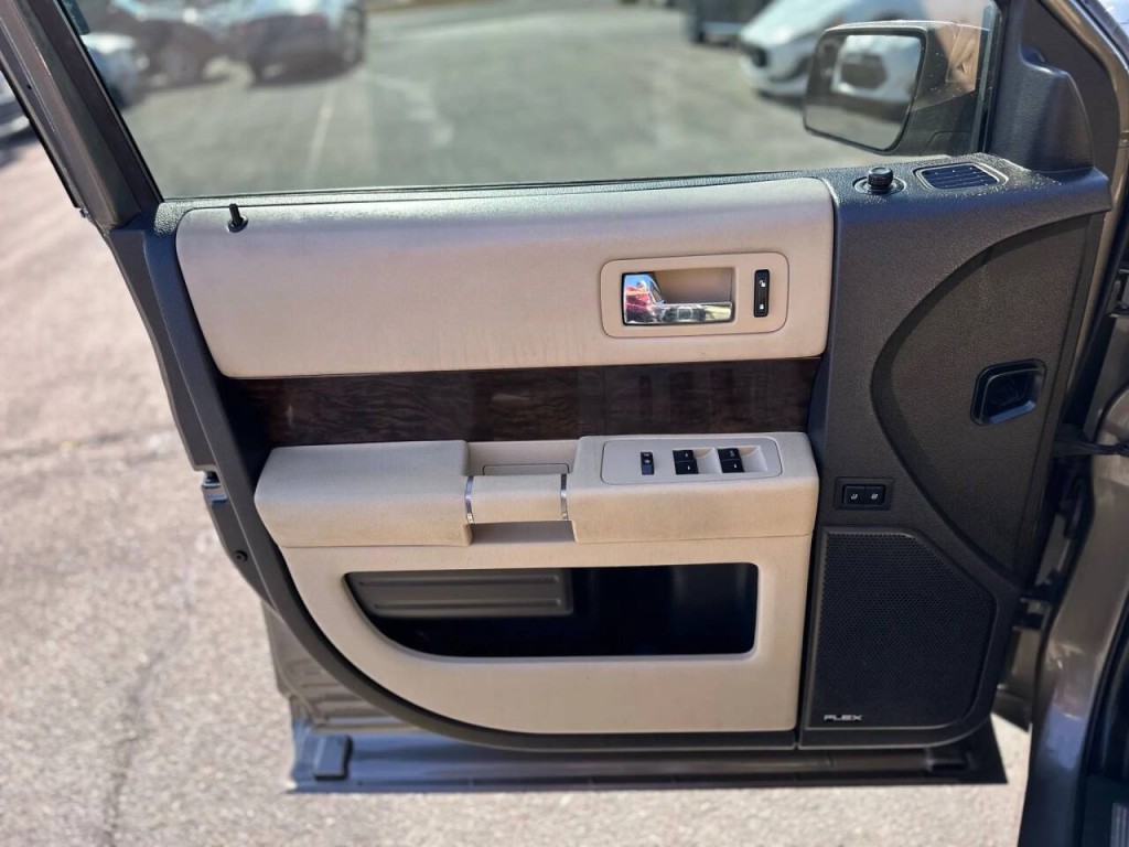2013 Ford Flex Image 21