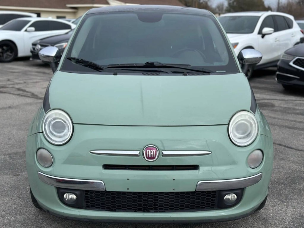 2015 FIAT 500 Image 3