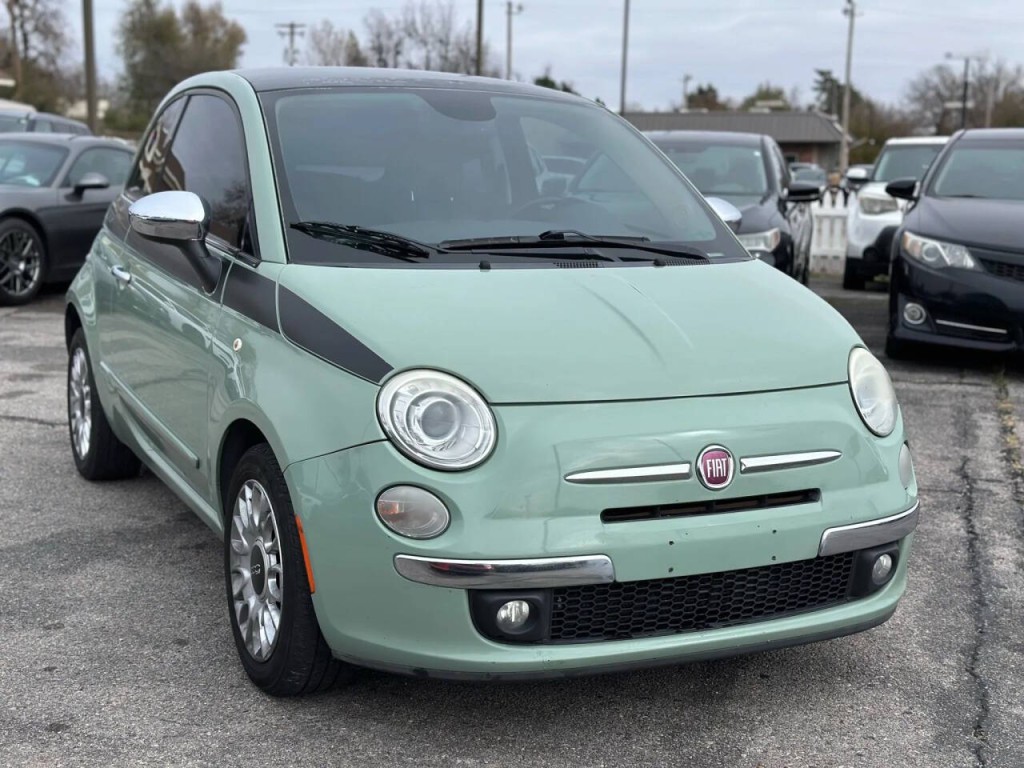 2015 FIAT 500 Image 4