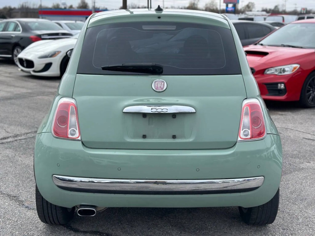 2015 FIAT 500 Image 7