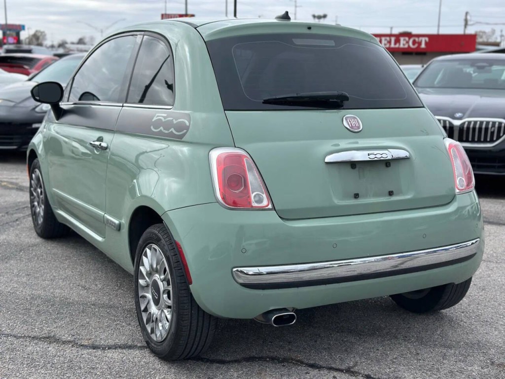 2015 FIAT 500 Image 8
