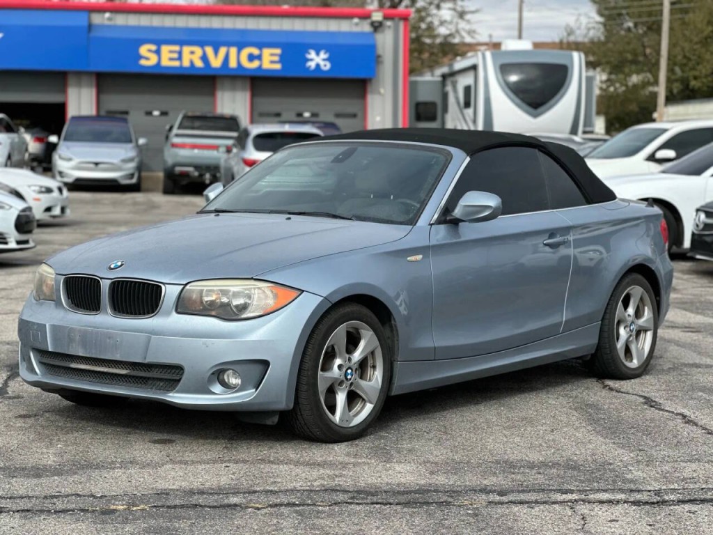 2013 BMW 1 Series Image 2