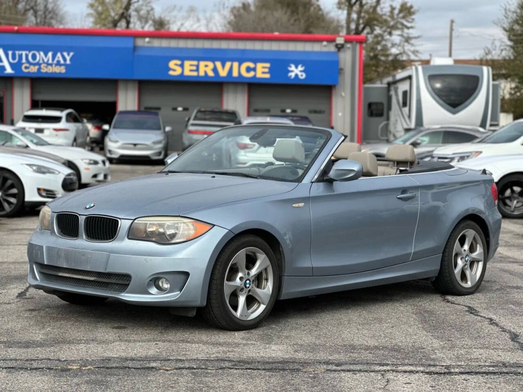 2013 BMW 1 Series Image 1