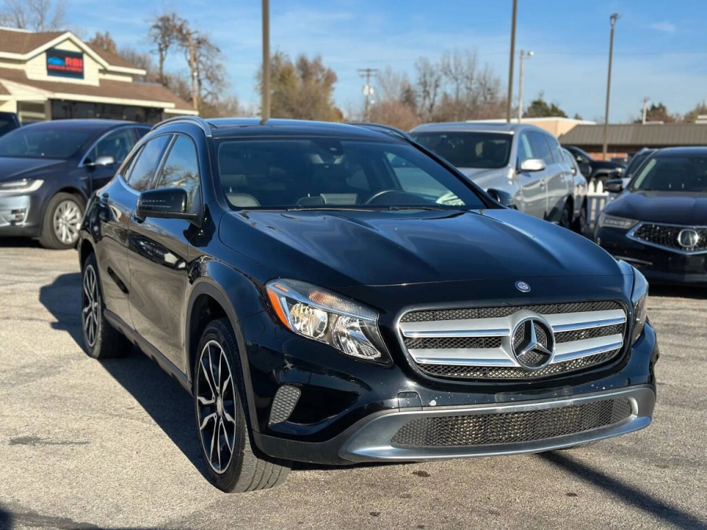 2016 Mercedes-Benz GLA-Class Image 4