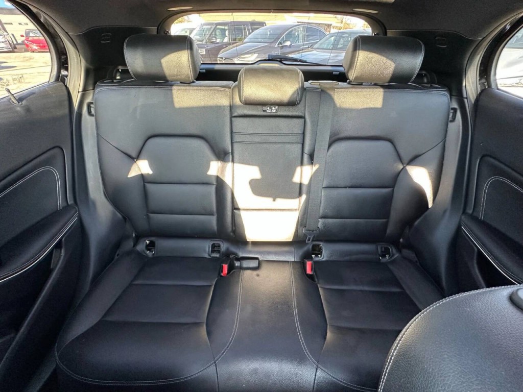 2016 Mercedes-Benz GLA-Class Image 15