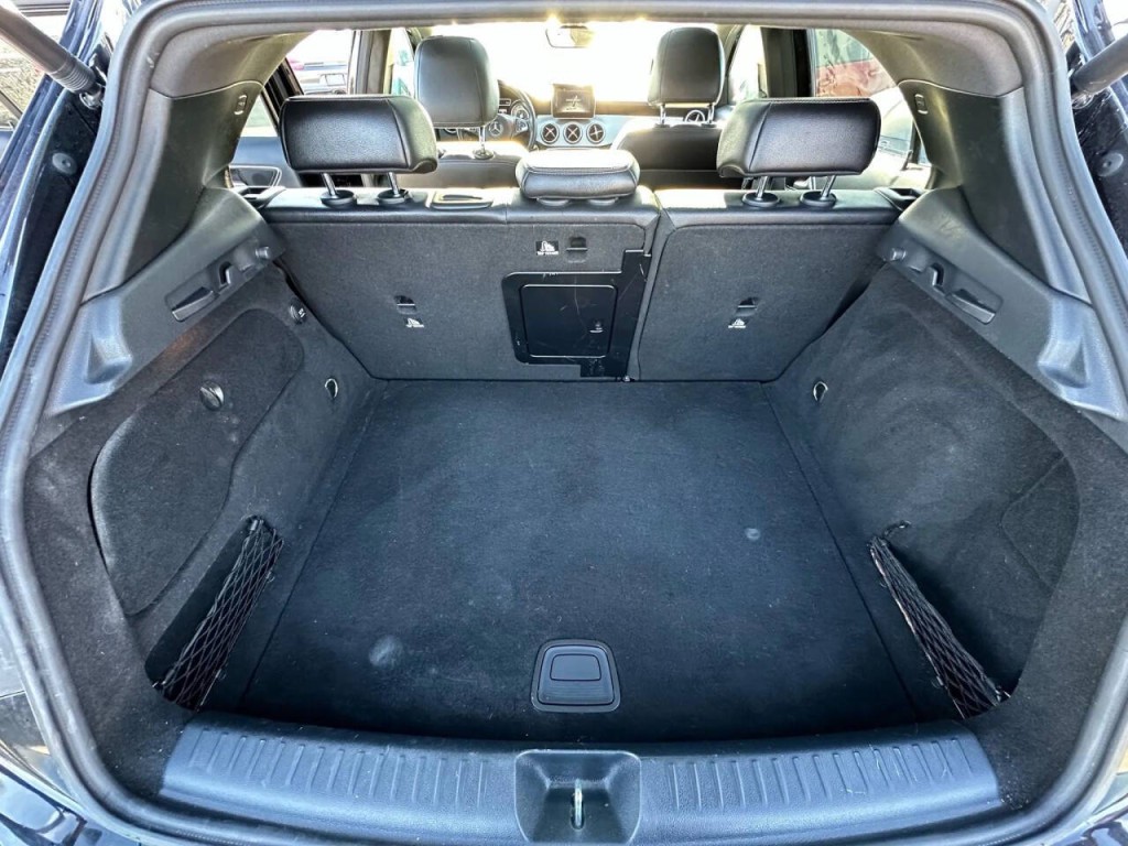 2016 Mercedes-Benz GLA-Class Image 17