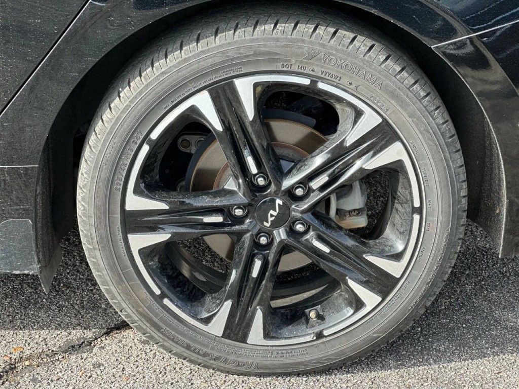 2022 Kia K5 Image 25