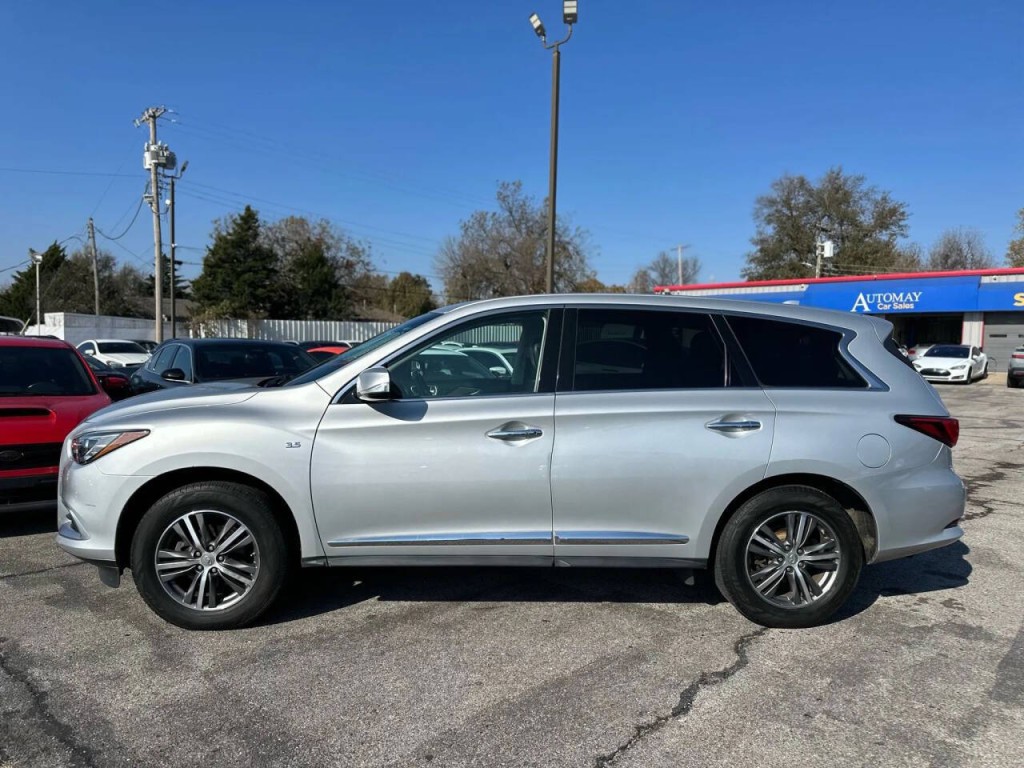 2016 INFINITI QX60 Image 9