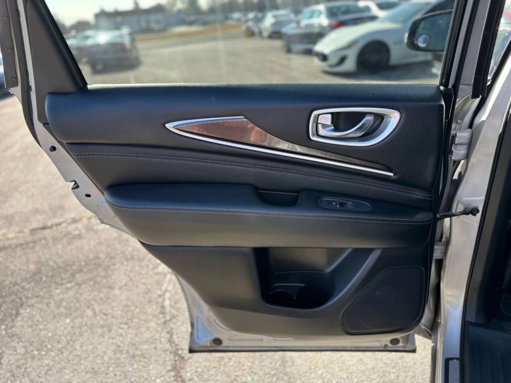 2016 INFINITI QX60 Image 23